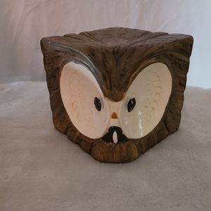 Vintage Ceramic Owl Bookend? square cube decor